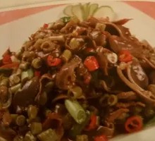 Sour Pickled Beans Stir-fried with Chicken Offal