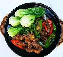 Pepper Chicken Offal Clay Pot Rice