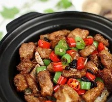 Braised Pork Ribs Clay Pot Rice