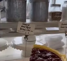 Fruitwood-Grilled Wings