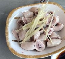 Steamed Intestine in Sauce