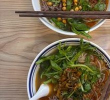 Beef Shank Noodles with Meat Sauce