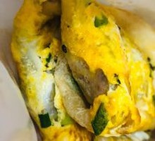 Charcoal-Grilled Leg Steak with Double Egg Pancake