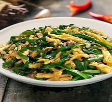 Stir-fried Eggs with Leeks