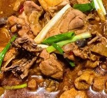 Stewed Chicken with Red Sauce