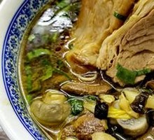 Braised Pork Noodles