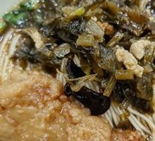 Snow Cabbage Pork Cutlet Noodles