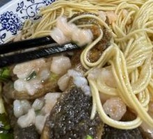 Stir-fried Eel and Shrimp Noodles