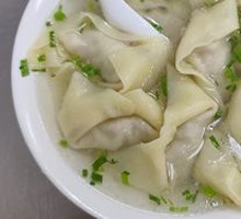 Fresh Meat Dumpling Soup