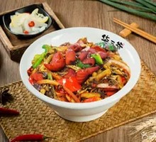 Stewed Intestines with Noodles