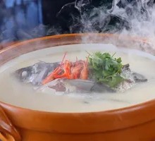 Qianshan Lake Fish Head Soup