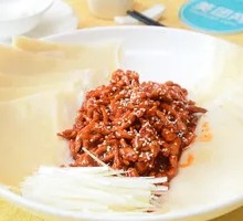 Beijing-style Shredded Pork in Soy Sauce