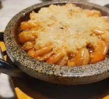 Grilled Garlic Shrimp on Stone Plate