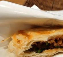 Signature Braised Pork in Flatbread