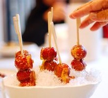 Beijing-style Candy Apples