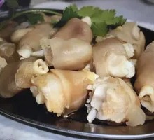 Steamed and Sliced Lamb Trotters