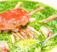 Fragrant Crab with Egg White and Green Peas