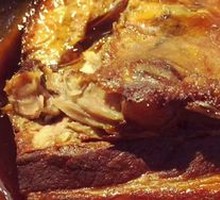 Braised Pork with Preserved Eggs