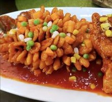 Squirrel-shaped Perch