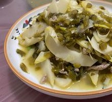 Fresh Bamboo Shoots Stir-Fried with Pork