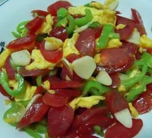 Cured Sausage and Egg Stir-fry