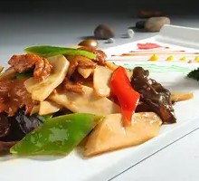 Stir-fried Pork with King Oyster Mushrooms