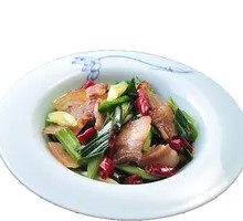 Stir-Fried Pork Slices with Green Garlic