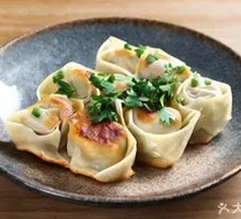 Fresh Meat Teppanyaki Dumplings