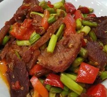 Stir-Fried Beef with Sauce