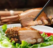 Signature Suzhou-style Braised Pork