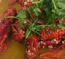 Garlic-Style Crawfish