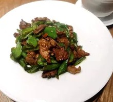 Spicy Snail and Pepper Stir-Fry with Pork