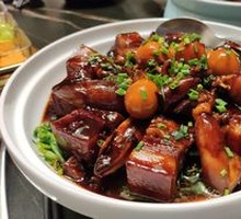 Braised Pork with Stuffed Squid