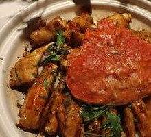 Braised Soft-Shell Crab in Clay Pot