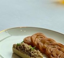 Hazelnut Duck Liver Pâté with Shanghai Scallion Pancake