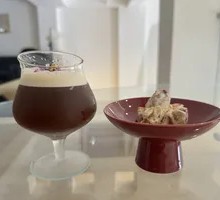 Ice-Shaken Hawthorn Cold Brew