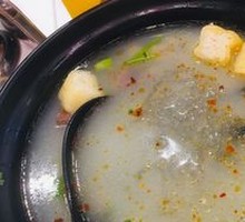 Duck Blood and Vermicelli Soup