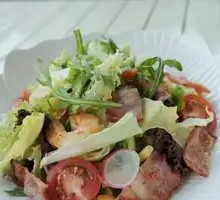 Fresh Shrimp Bacon Salad