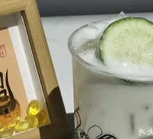 White Moonlight Lemon