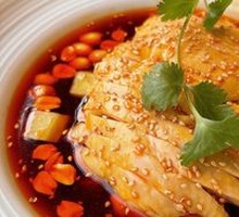 Sichuan Chicken in Spicy Sauce