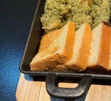 Parsley Garlic Grilled Scallops