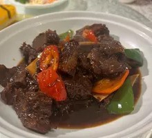Slow-Cooked Steak