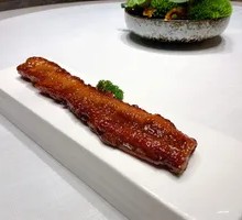 Hanging Roasted Honey Glazed Barbecue Pork