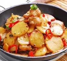 Spicy Potatoes in Dry Pot