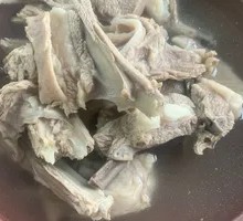 Shredded Lamb Ribs