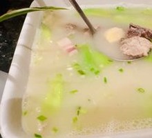 Spring Light Preserved Pork and Fresh Shrimp Soup