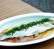 Scallion Oil Steamed Big White Fish