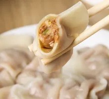 Chinese cabbage and pork dumplings
