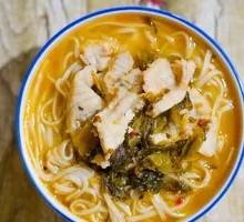 Sour Cabbage Black Fish Noodles