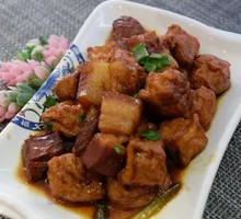 Braised Tofu with Pork